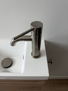 Basin and tap — before